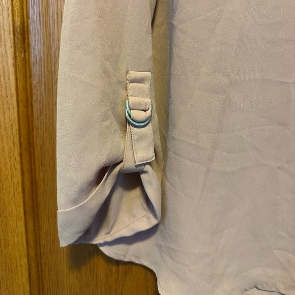 Forever 21 Blouse - Picture 2 of 4